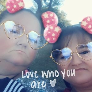 Meet your Posher, Robin